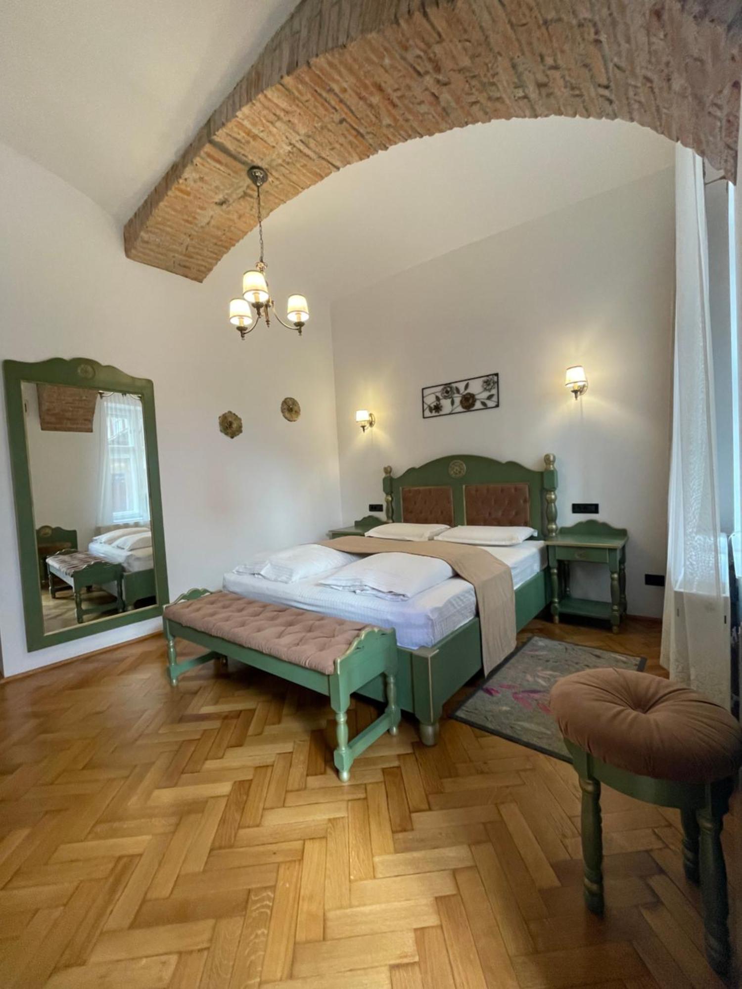 Casa Lais Apartment Brasov Ngoại thất bức ảnh