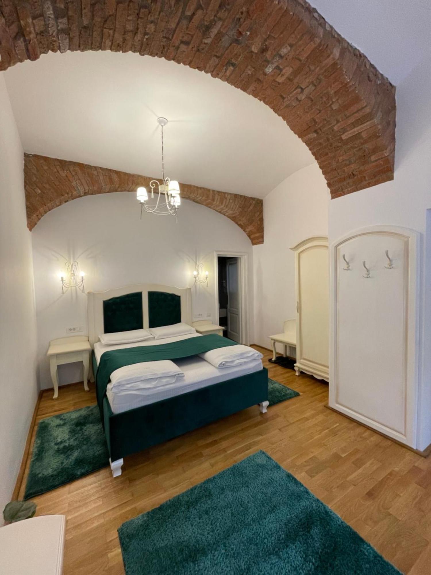 Casa Lais Apartment Brasov Ngoại thất bức ảnh