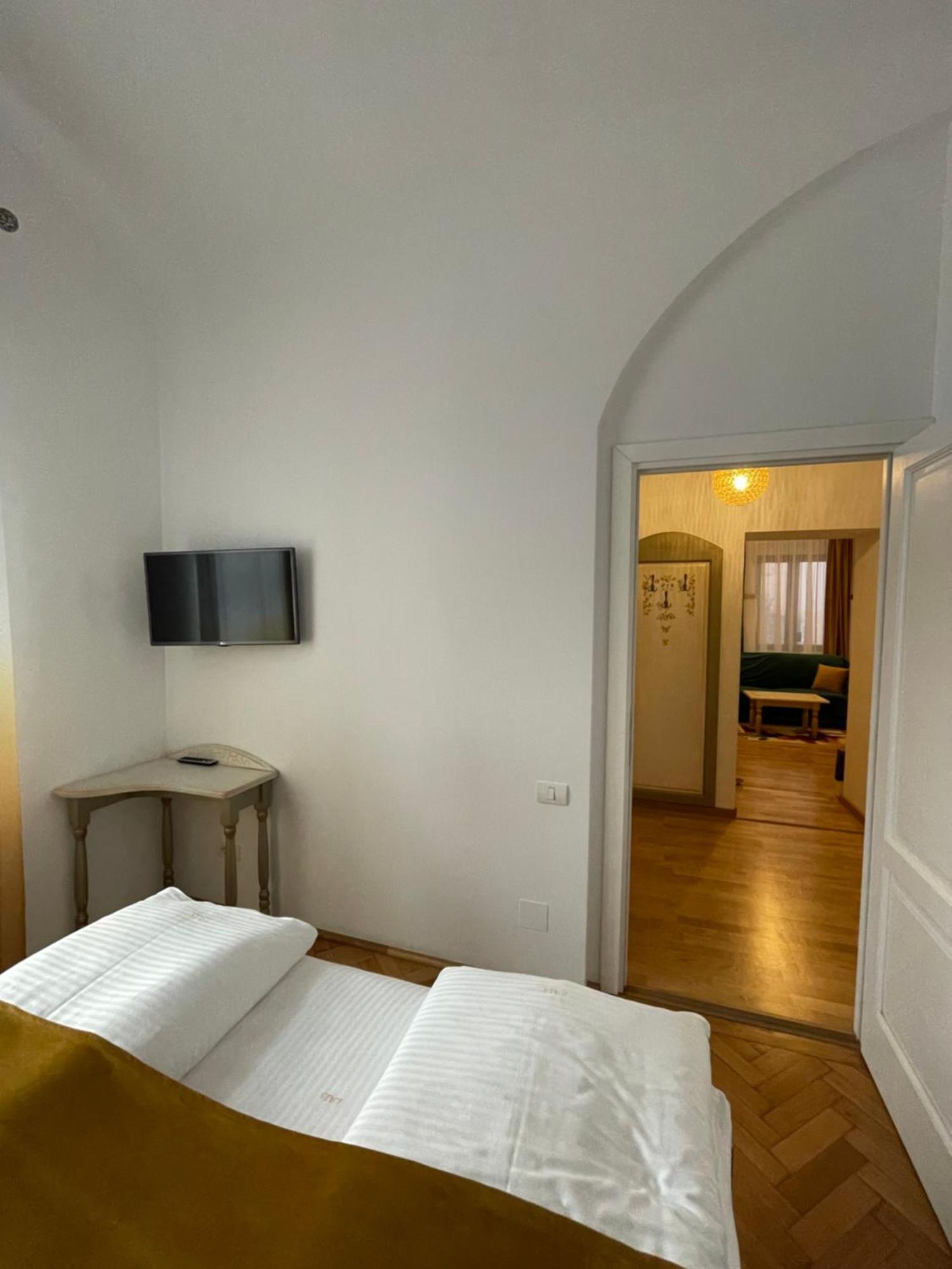 Casa Lais Apartment Brasov Ngoại thất bức ảnh