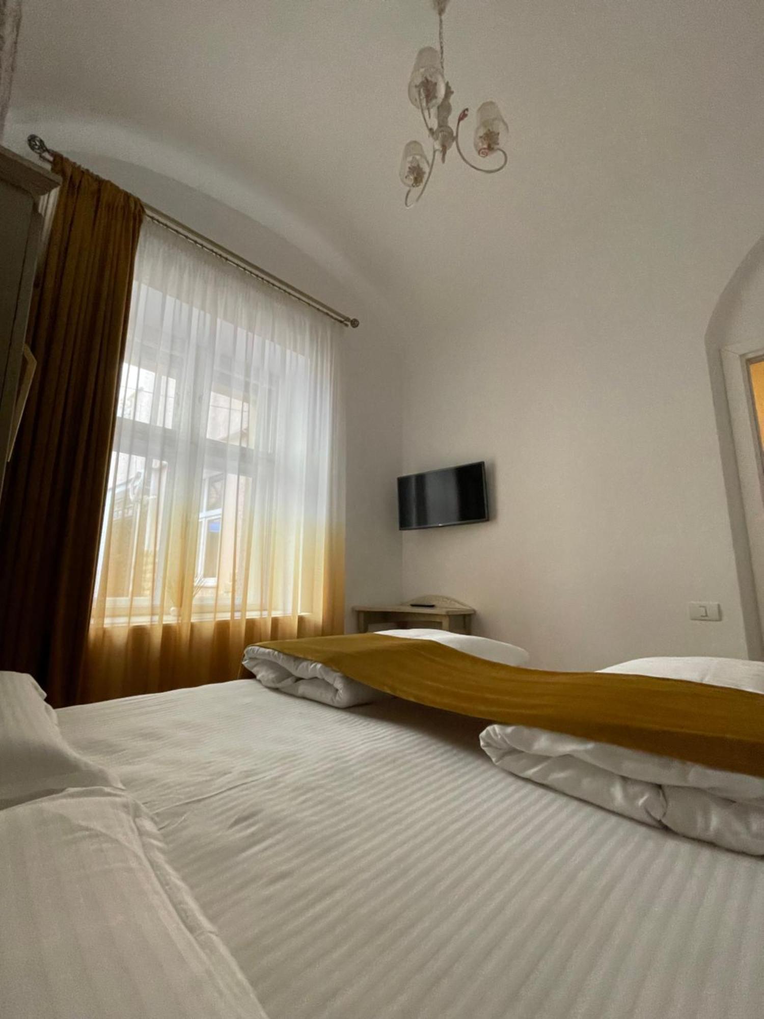 Casa Lais Apartment Brasov Ngoại thất bức ảnh